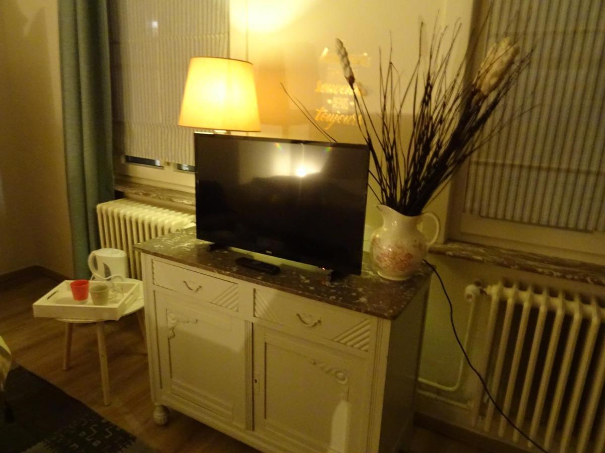 L'Hote Des Geants Ат Экстерьер фото